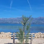 Mobile Nalani Ražanac