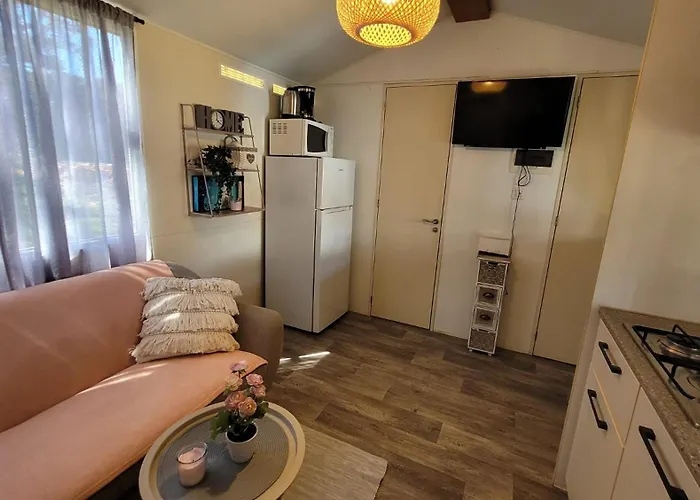 Mobile Nalani Camping